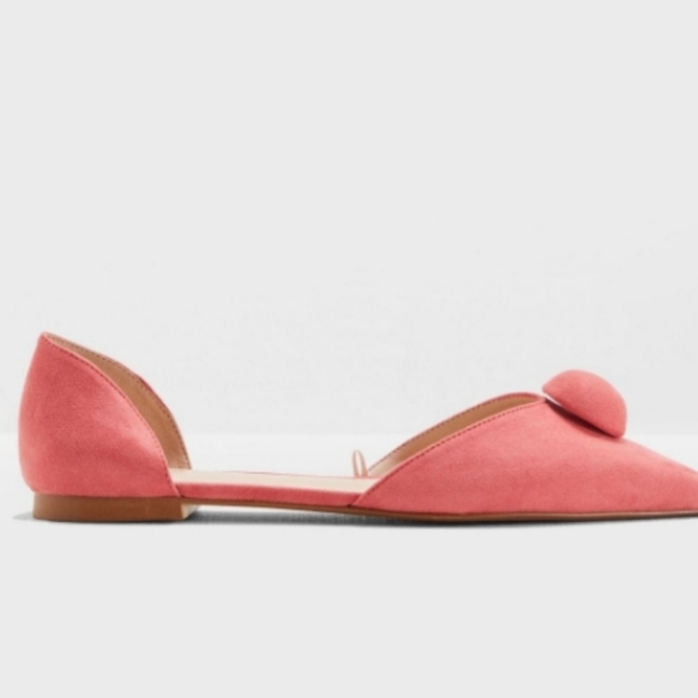 Coral Suede flats NWT narrow